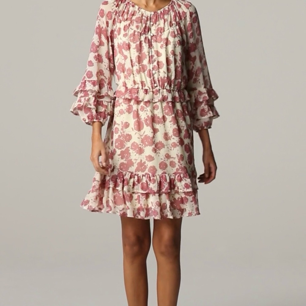 NWT SIMPLY VERA WANG